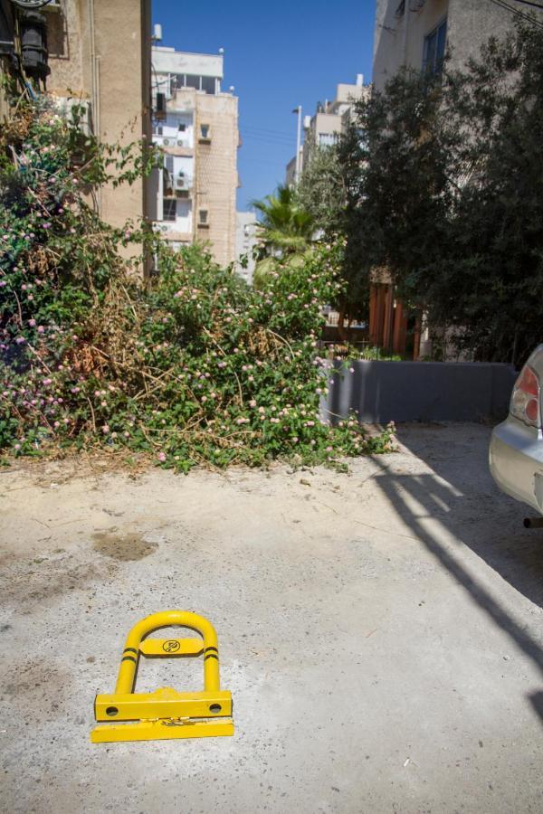 Apartments4You Maya Bat Yam Exterior photo
