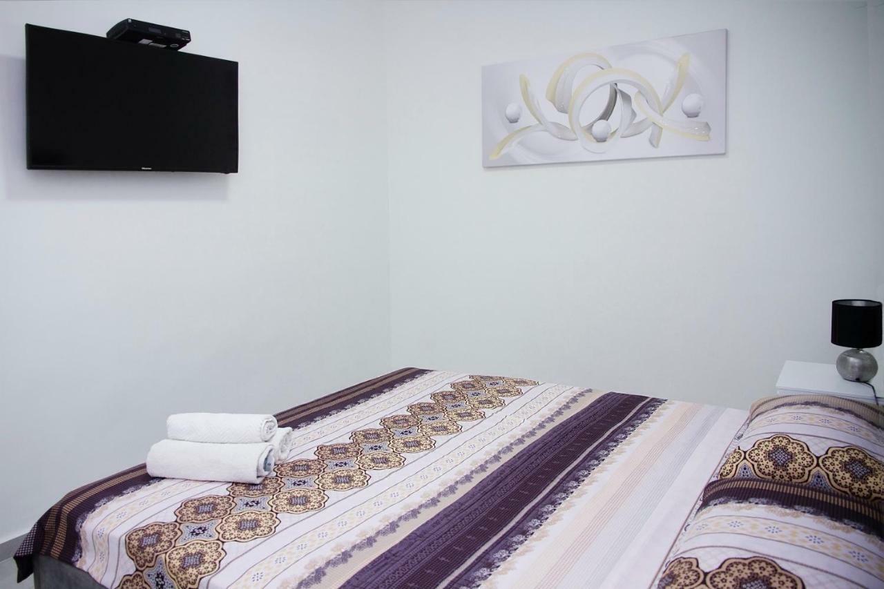 Apartments4You Maya Bat Yam Exterior photo